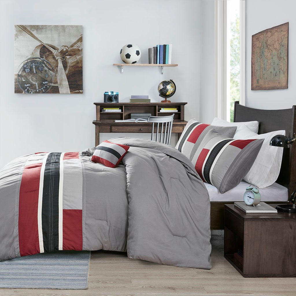 Luxuera Pipeline Comforter Set