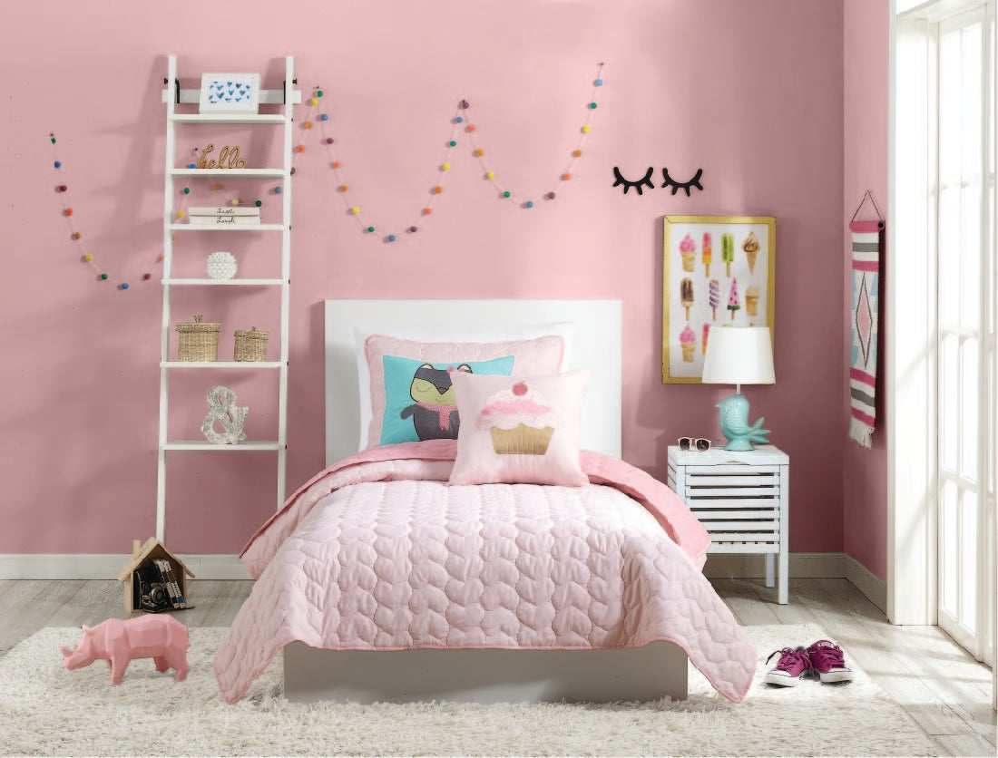 Helaine Quilt Set (2pc) By Urban Playground