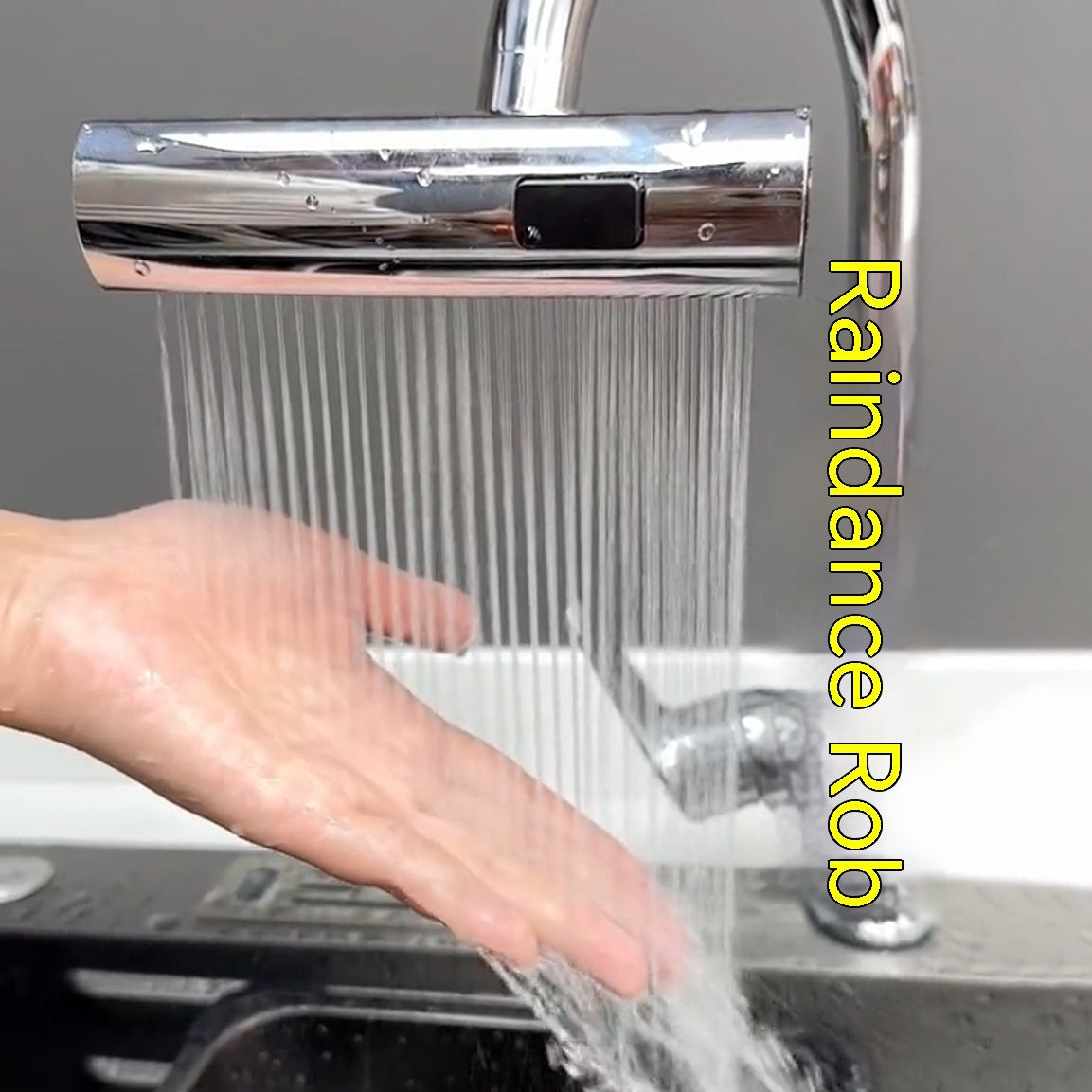 DecoRight Brass Kitchen Faucet – Modern Single Handle Sink Mixer Tap